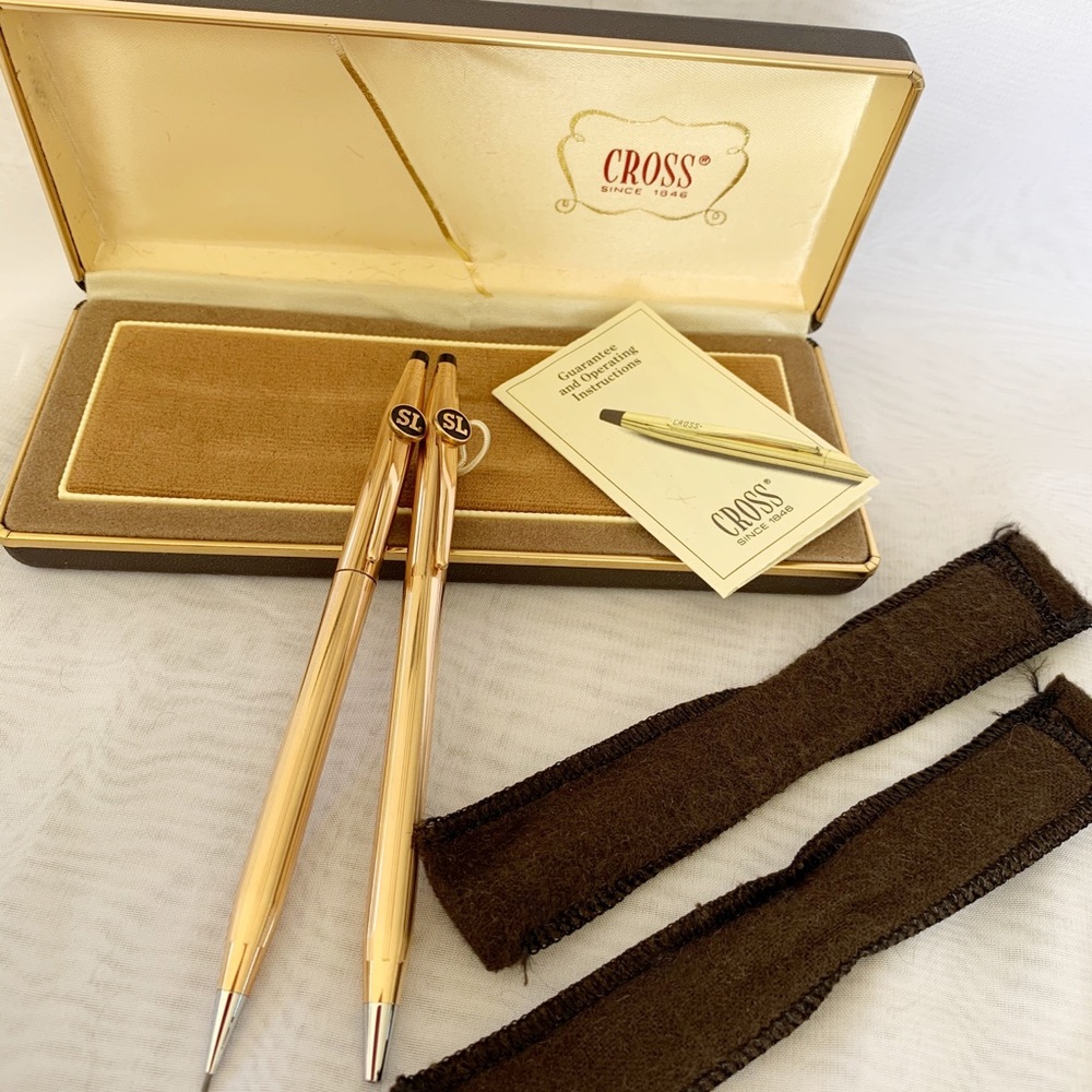 Cross 14k gold  1/20 gold filled pen/pencil set.
